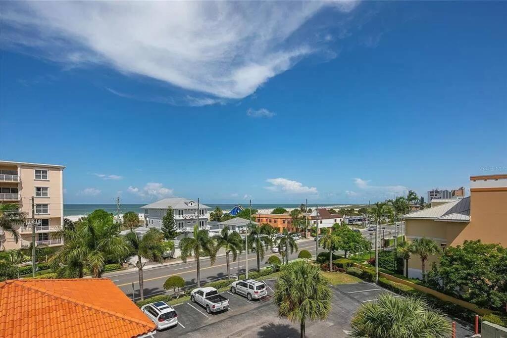 Treasure Island Beach Retreat St. Pete Beach Eksteriør billede