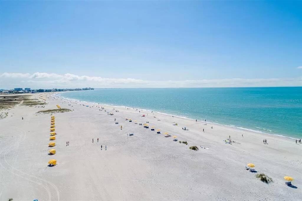 Treasure Island Beach Retreat St. Pete Beach Eksteriør billede