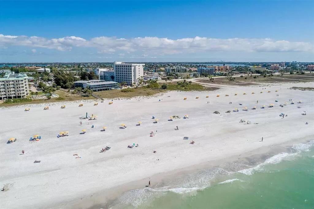 Treasure Island Beach Retreat St. Pete Beach Eksteriør billede