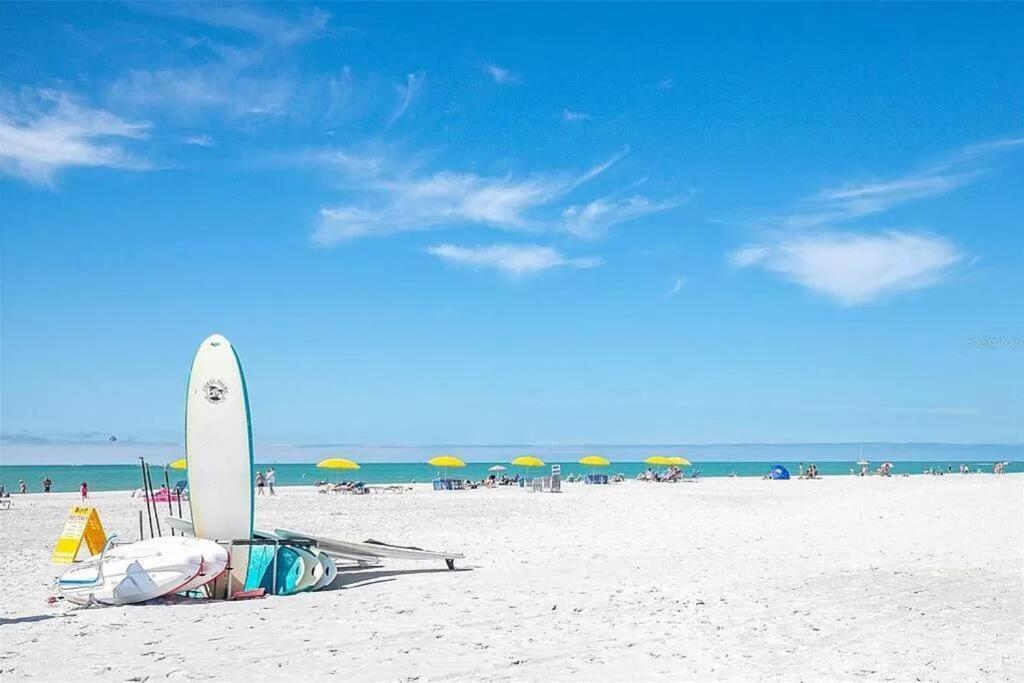 Treasure Island Beach Retreat St. Pete Beach Eksteriør billede