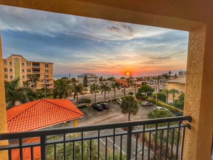Treasure Island Beach Retreat St. Pete Beach Eksteriør billede
